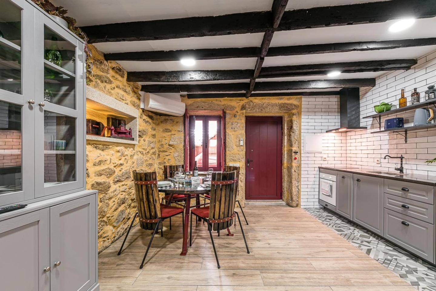 فندق Guestready - Charming Stone Wall Retreat فيلا نوفا دي غايا المظهر الخارجي الصورة