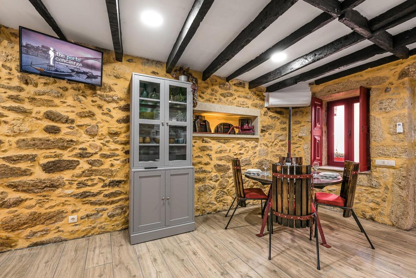 فندق Guestready - Charming Stone Wall Retreat فيلا نوفا دي غايا المظهر الخارجي الصورة