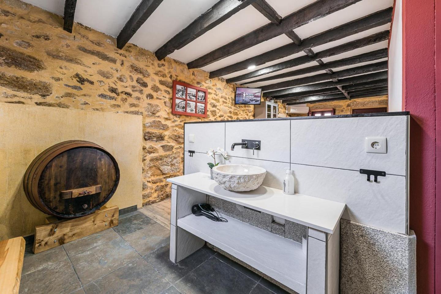 فندق Guestready - Charming Stone Wall Retreat فيلا نوفا دي غايا المظهر الخارجي الصورة